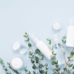 Acneea provocată de purtarea măștilor: cum poți preveni „mascneea”