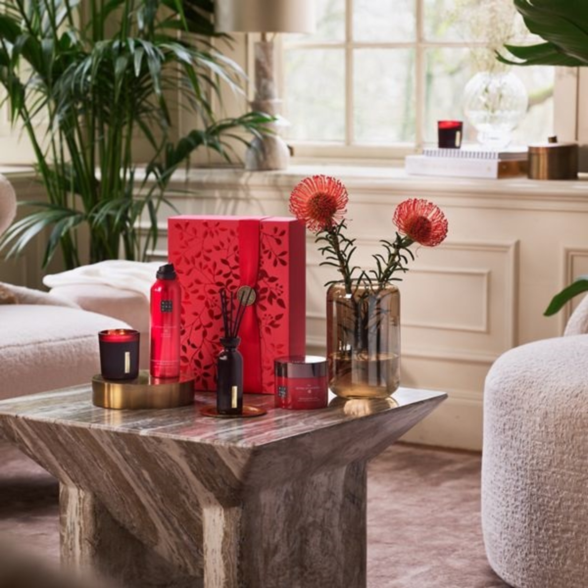 200+140+70+200 ML+G Rituals The Ritual of Ayurveda Set de ingrijire Ayurveda Large  1 of 4 