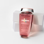 250 ML Kerastase CHROMA ABSOLU Sampon hranitor protector pentru par vopsit Riche Chroma Respect  3 of 3 Sampon hranitor protector pentru par vopsit Riche Chroma Respect