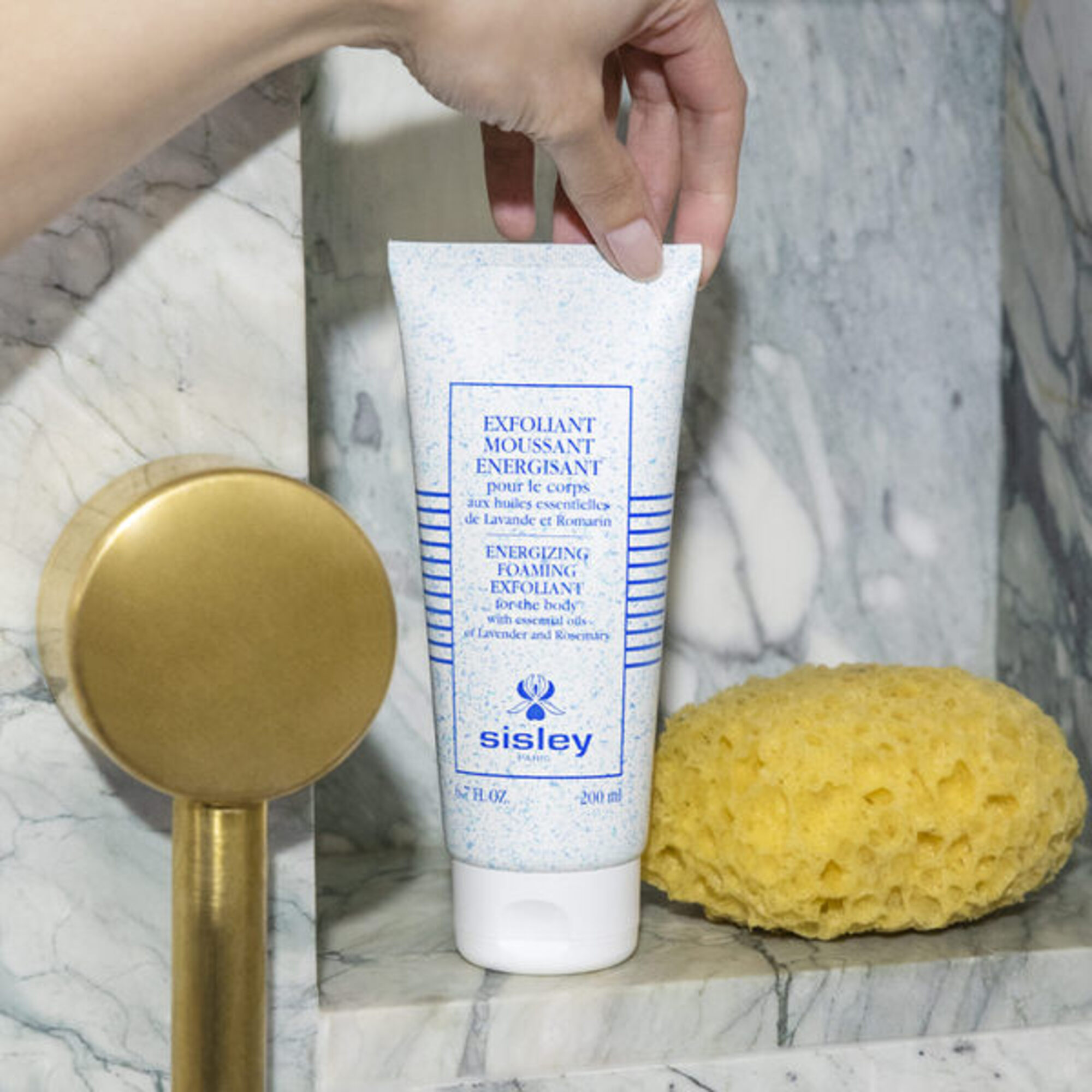 Exfoliant de corp Energizing Foaming Exfoliant