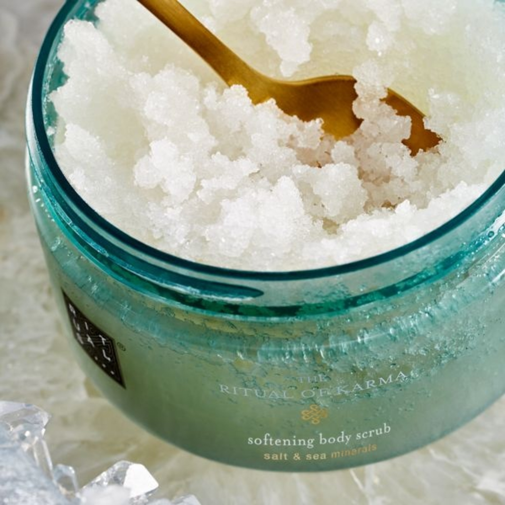 Exfoliant de corp Karma