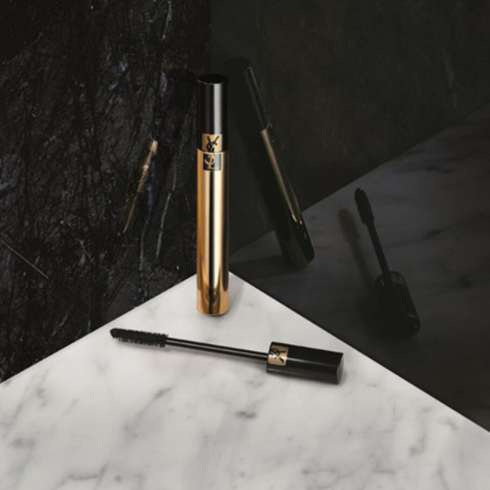 Mascara Volume Effet Faux Cils Radical