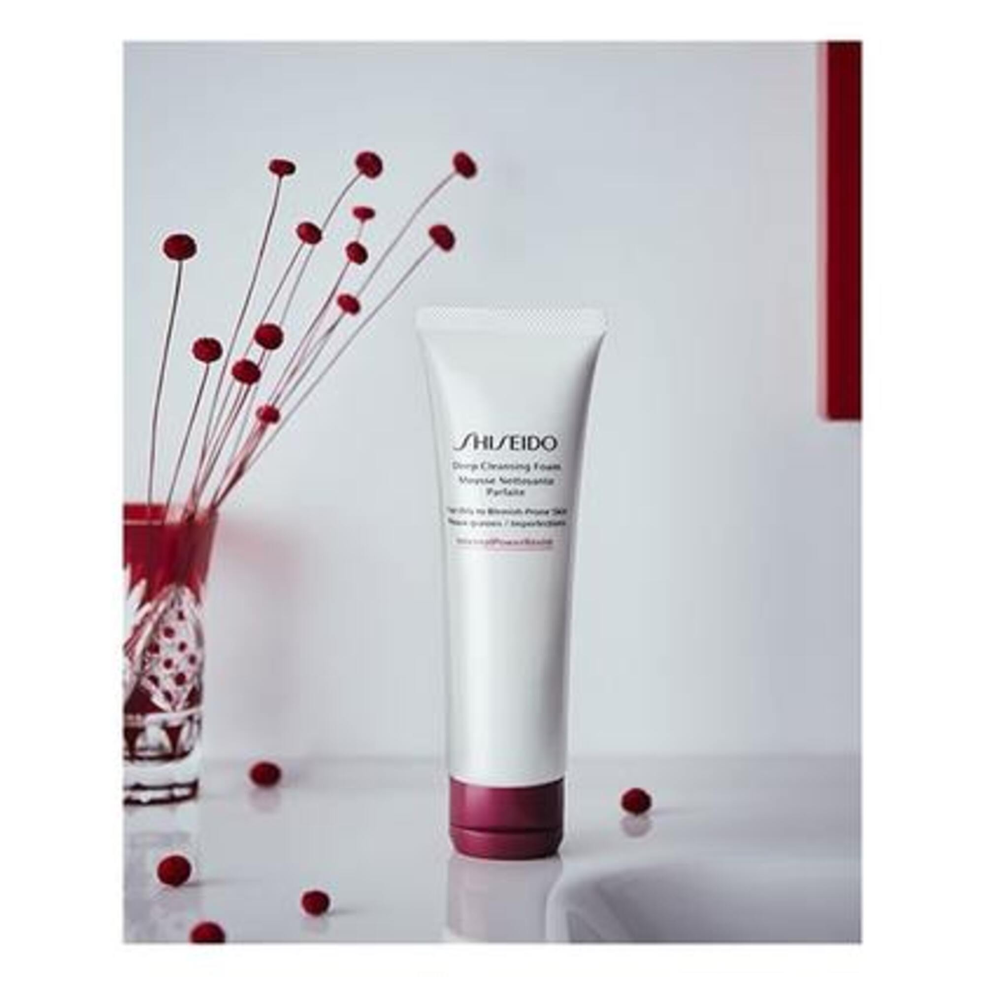 Spuma de curatare fata Deep Cleansing Foam