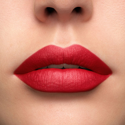 Ruj de buze cu efect mat L Absolu Rouge Drama Matte