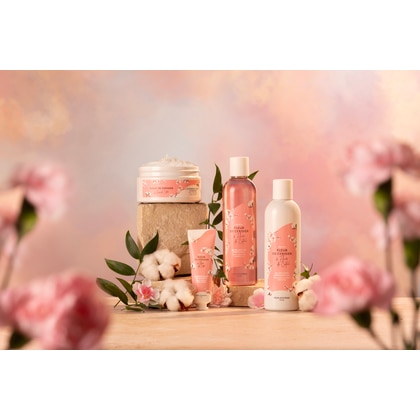 Exfoliant de corp hidratant Cherry Blossom