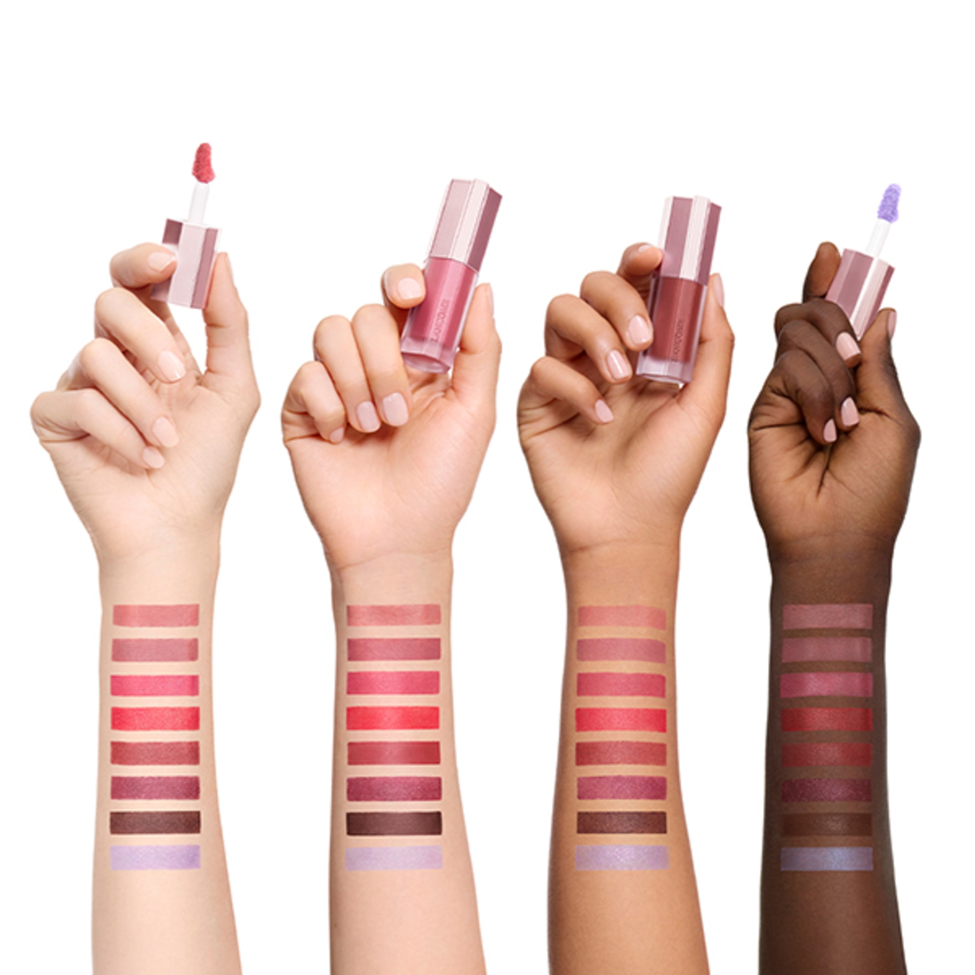  Lancôme Lip Idole Gloss de buze Lip Idole Cuddle Blur  7 of 8 Gloss de buze Lip Idole Cuddle Blur