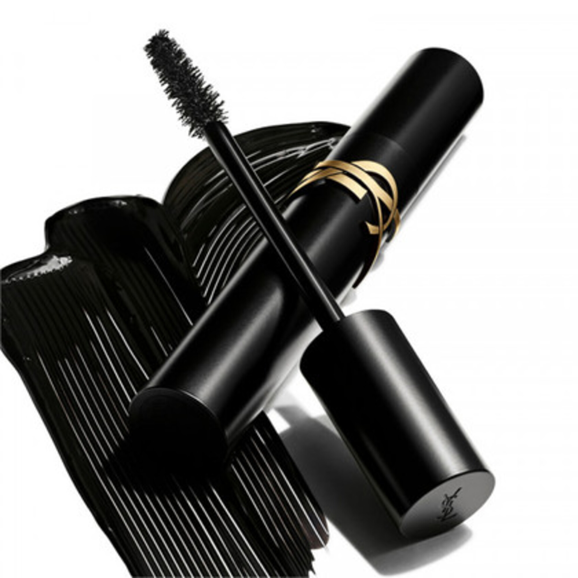 Mascara pentru volum Lash Clash