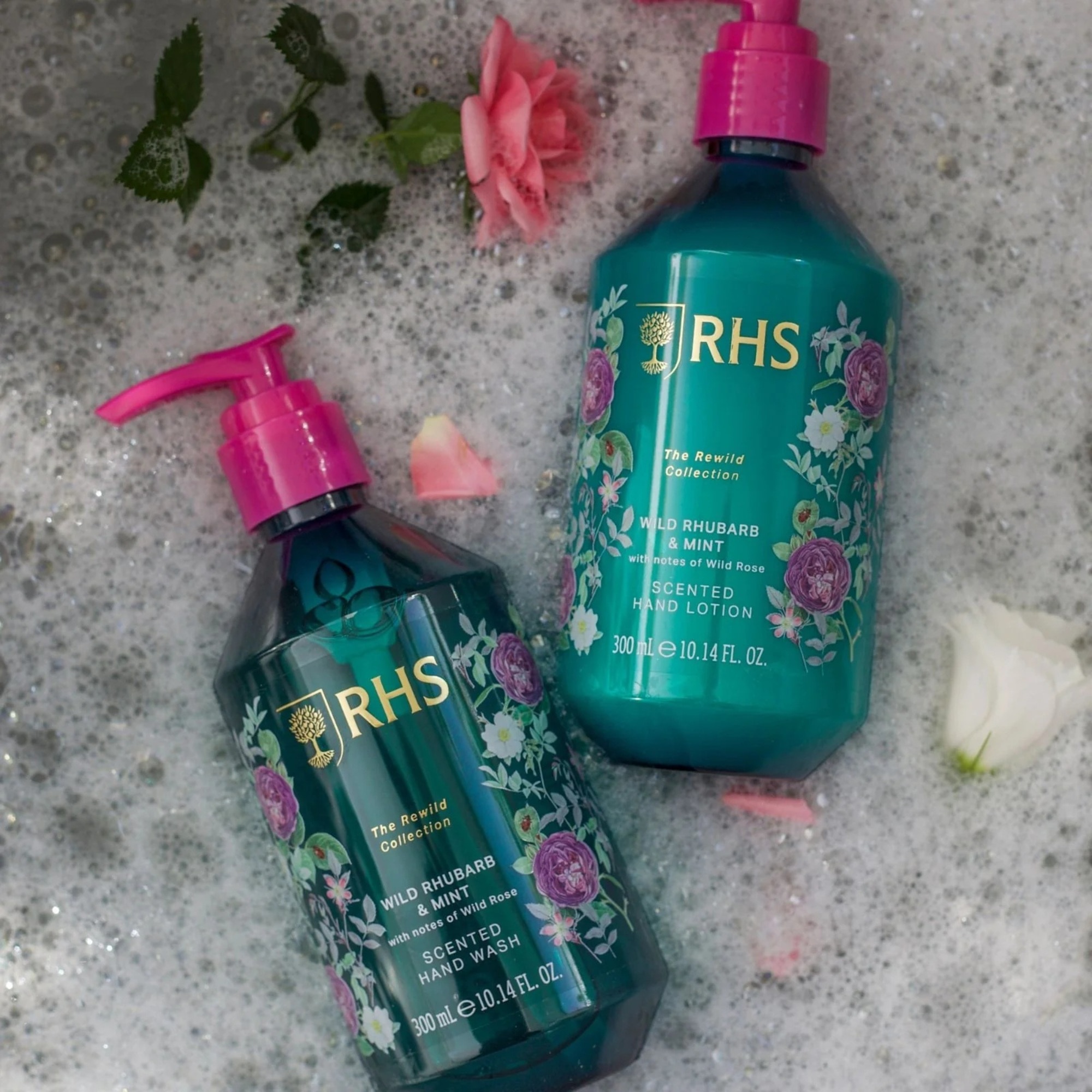2X300 ML Somerset RHS Set de ingrijire mani The Rewild Collection  2 of 2 Set de ingrijire mani The Rewild Collection