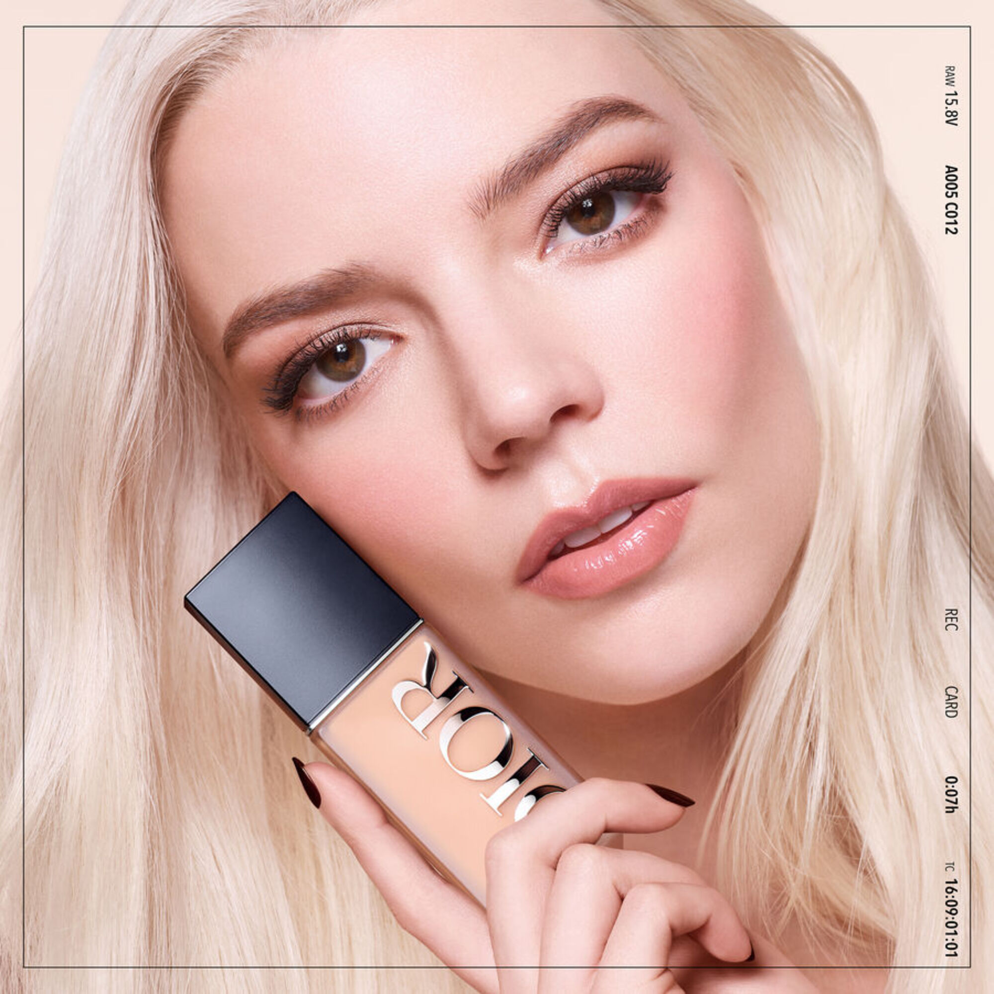 Fond de ten Forever Skin Glow