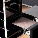 Sisley BLUR EXPERT Pudra compacta Blur Expert 6 of 7 Pudra compacta Blur Expert