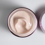 50 ML Sisley BLACK ROSE Crema tratament Black Rose Skin Infusion Cream 4 of 6 Crema tratament Black Rose Skin Infusion Cream