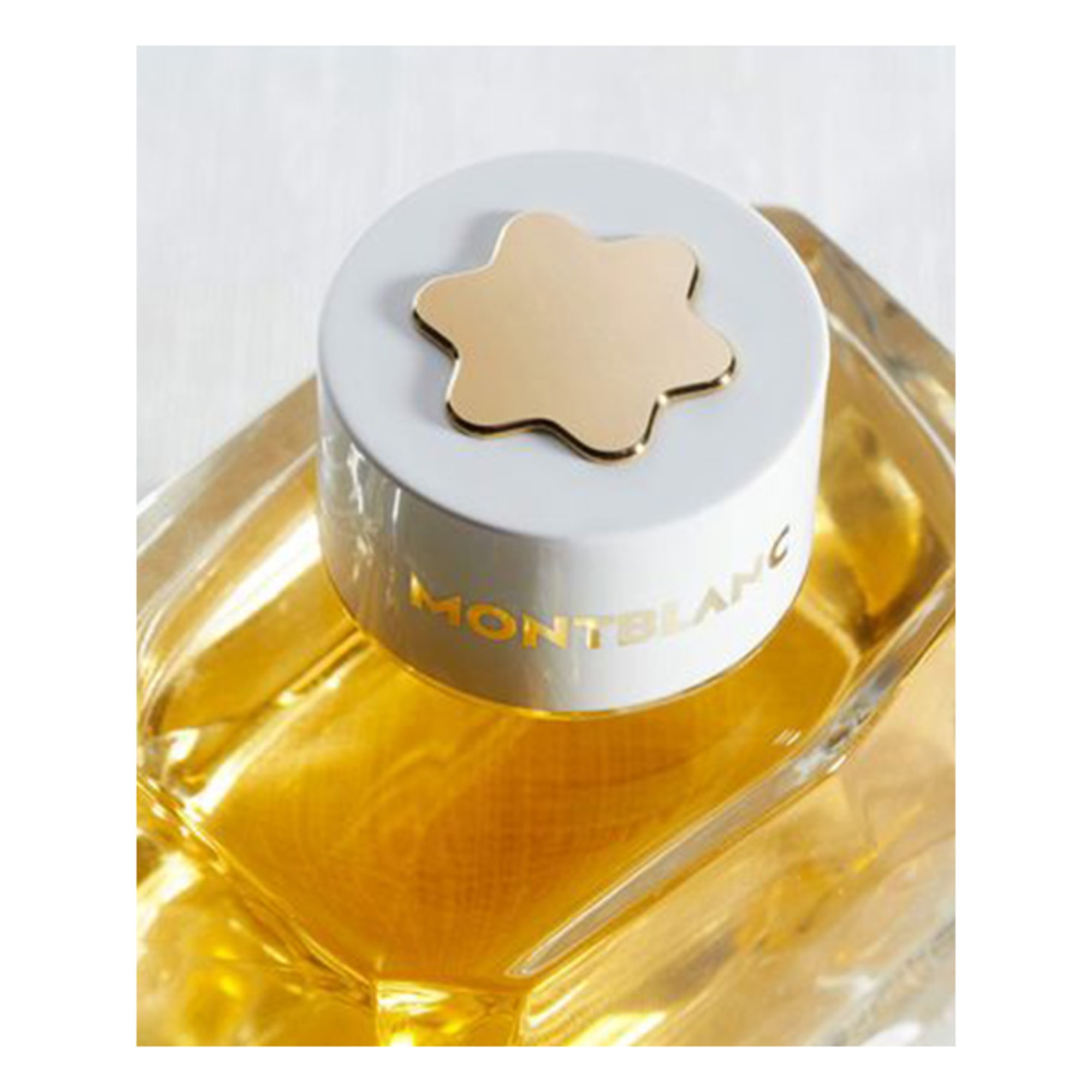 Signature Absolu Apa de Parfum