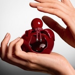 80 ML Nina Ricci NINA Nina Rouge Crush Apa de Parfum  6 of 6 Nina Rouge Crush Apa de Parfum