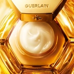 15 ML GUERLAIN Abeille Royale Crema de ochi Abeille Royale 4 of 7 Crema de ochi Abeille Royale