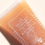 100 ML Sisley NETTOYANT GOMMANT Gel demachiant Nettoyant Gommant 3 of 4 Gel demachiant Nettoyant Gommant