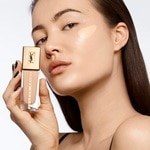  Yves Saint Laurent TOUCHE ECLAT Fond de ten iluminator Le Teint Touche Eclat  2 of 3 Fond de ten iluminator Le Teint Touche Eclat