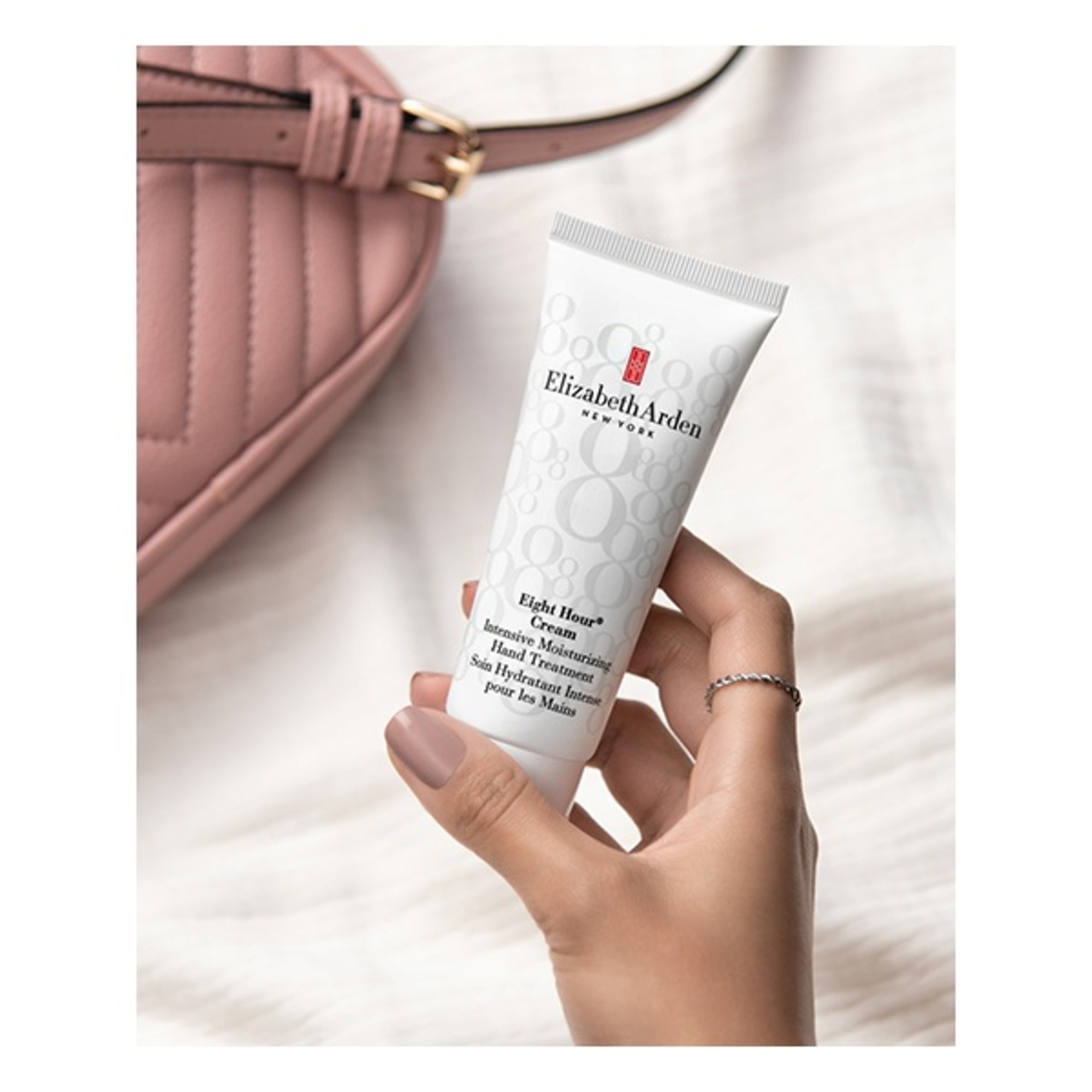 Tratament hidratant pentru maini Eight Hour