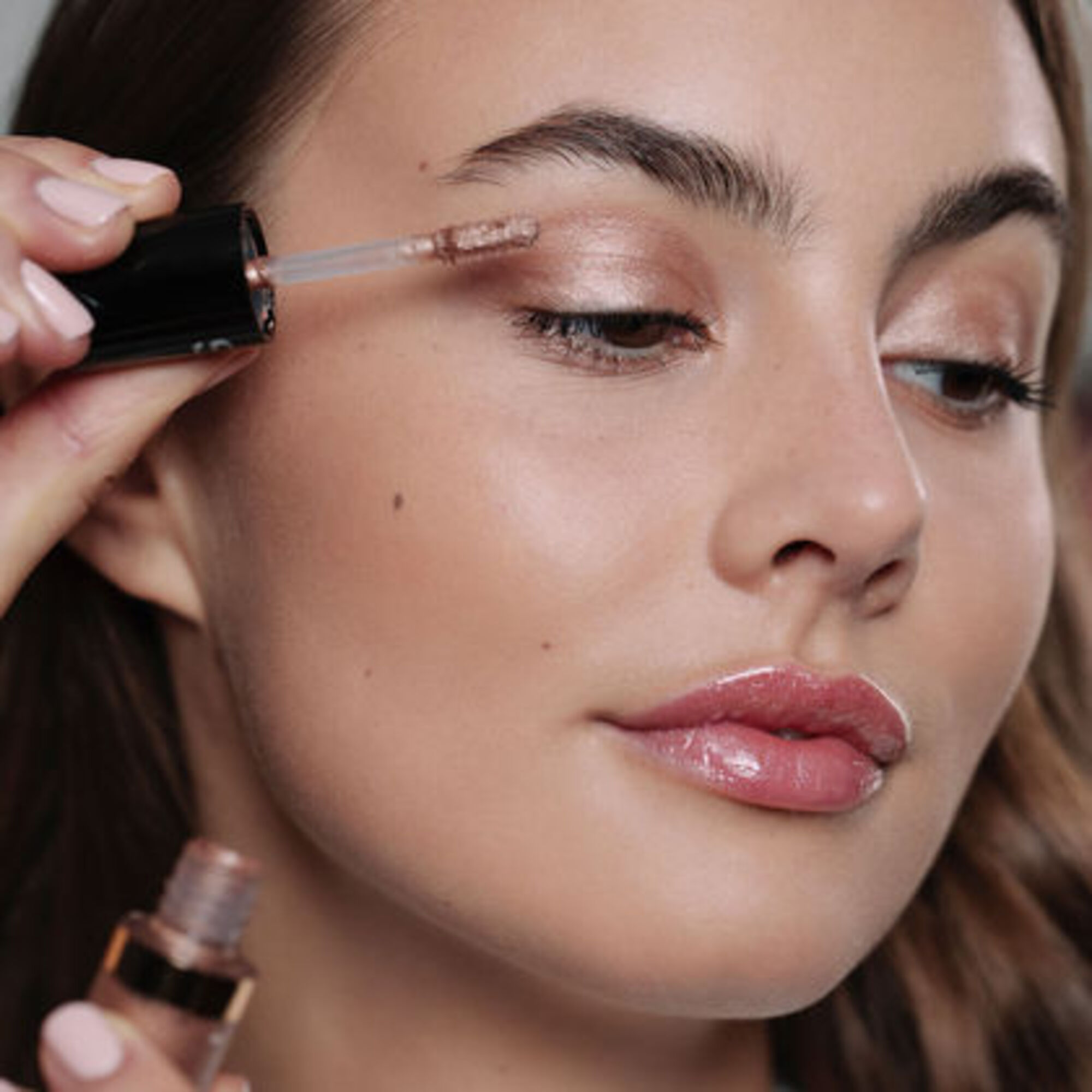 Fard de pleoape lichid Ombre Eclat Liquide