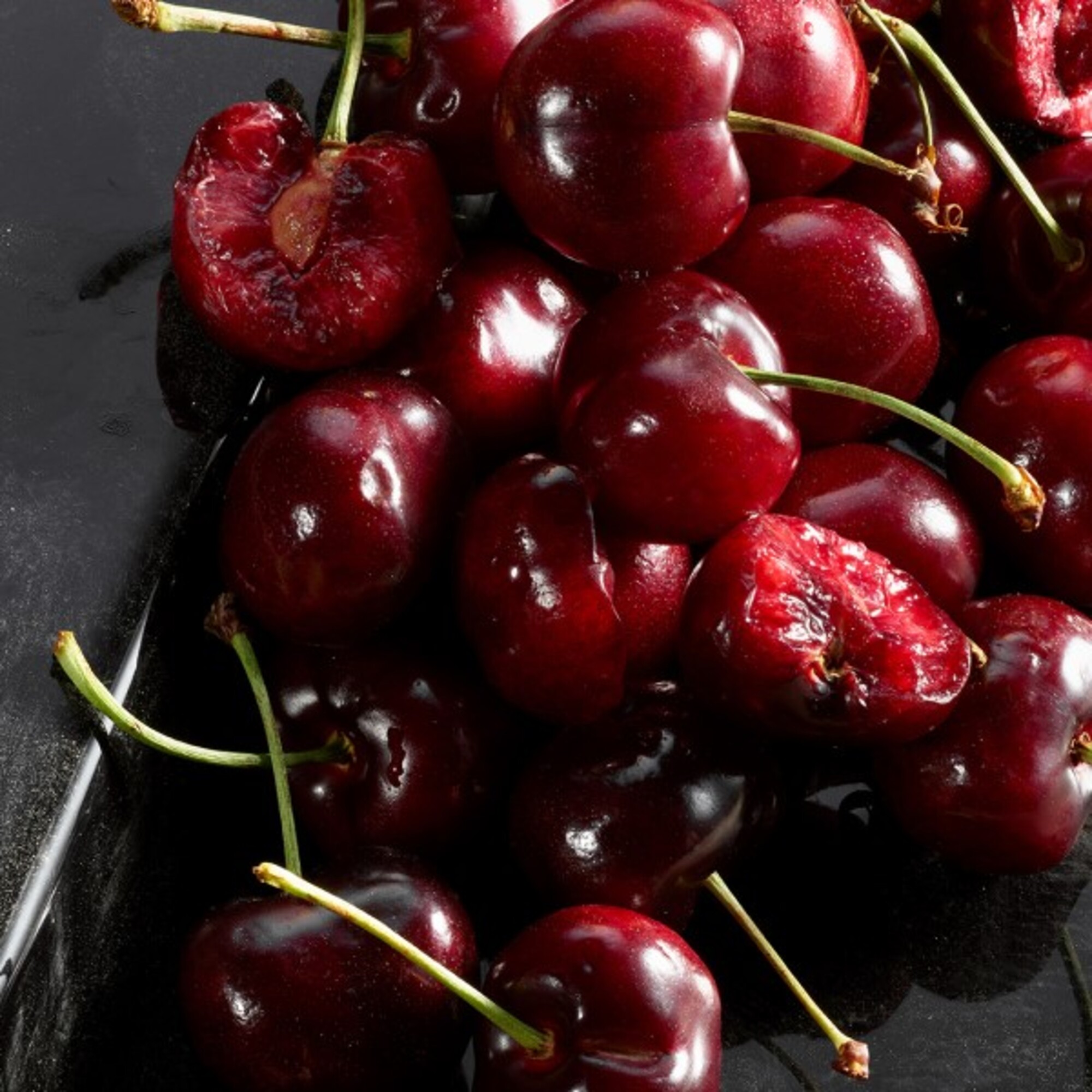 Q by Dolce Gabbana Apa de Parfum Intense