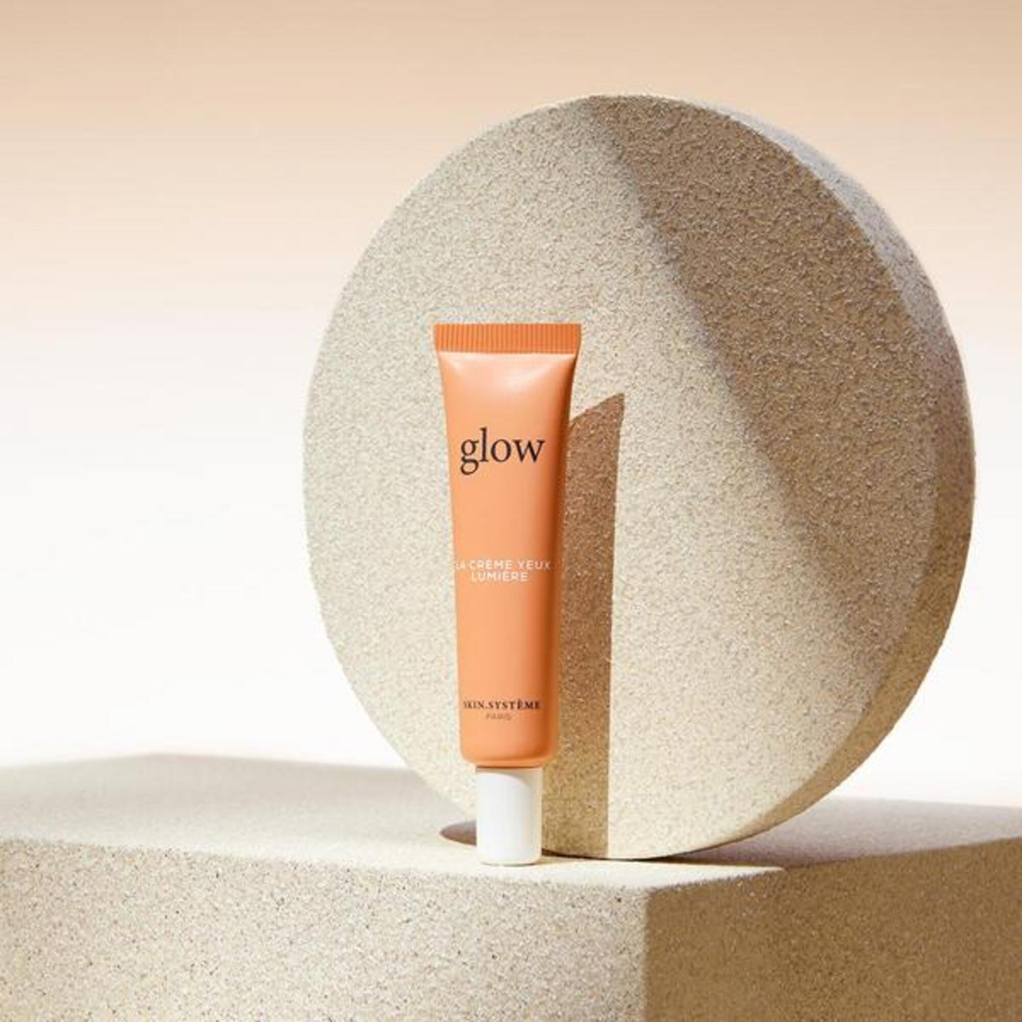 Crema de luminozitate pentru conturul ochilor