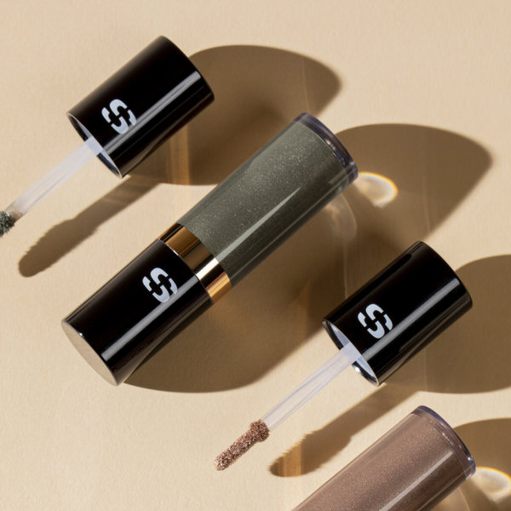 Fard de pleoape lichid Ombre Eclat Liquide