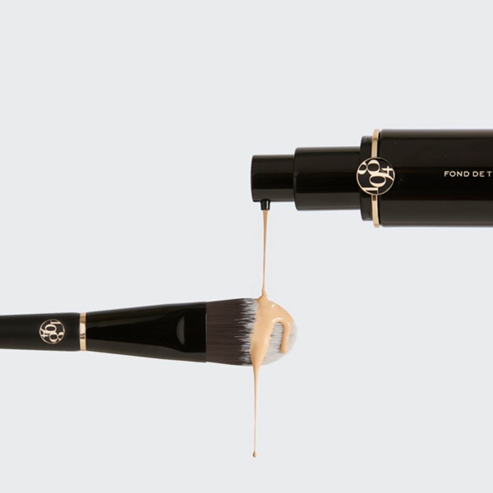 Pensula pentru Fond de Ten N°01