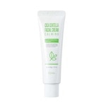 50 G Esfolio CALMING Crema de fata cu Cica Centella  1 of 1 Crema de fata cu Cica Centella