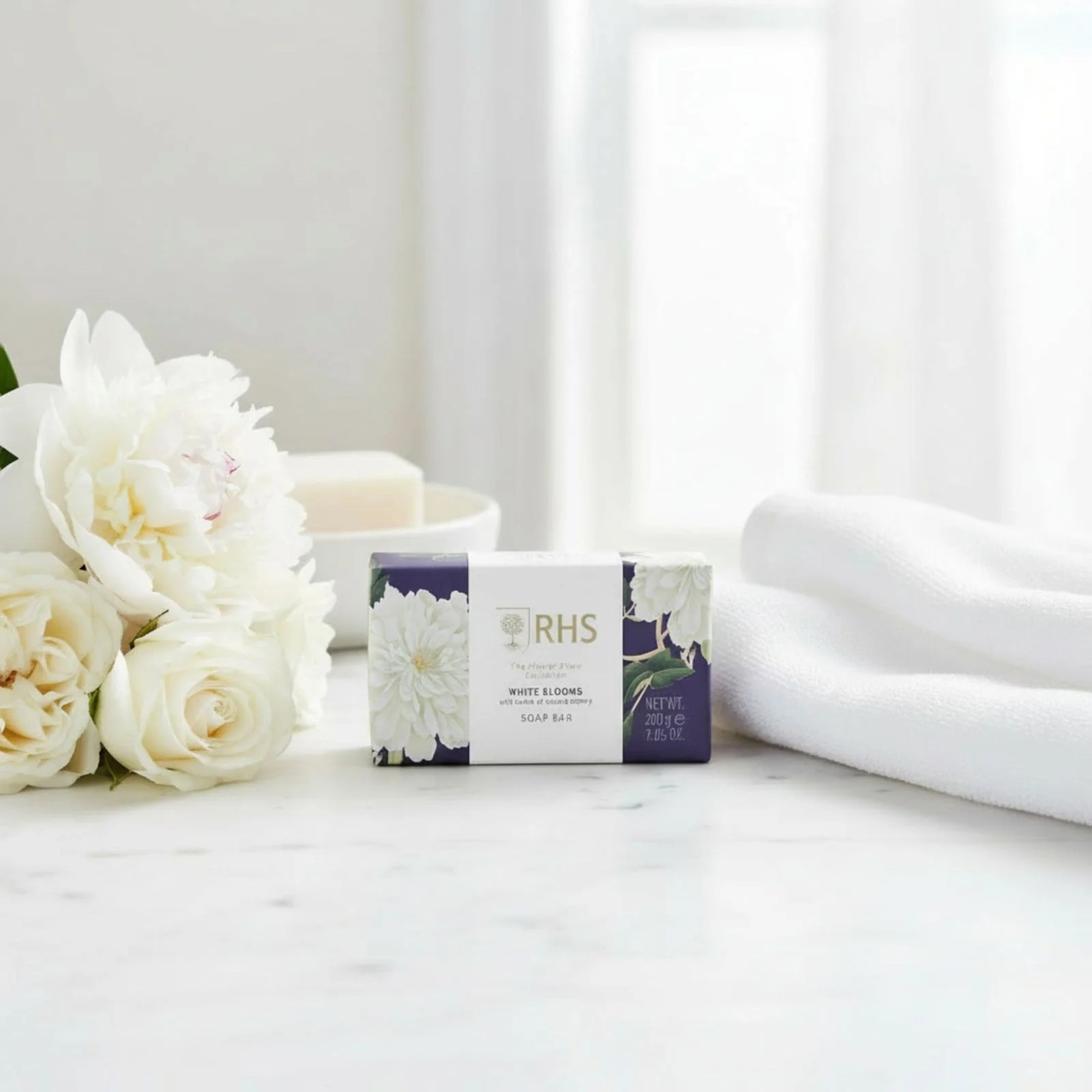 200 G Somerset RHS Sapun White Blooms The Flower Show Collection 3 of 3 Sapun White Blooms The Flower Show Collection