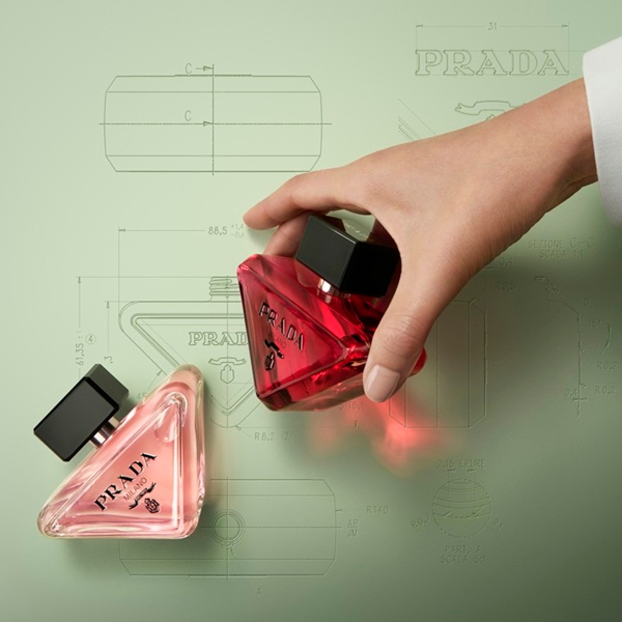 Paradoxe Radical Essence Parfum