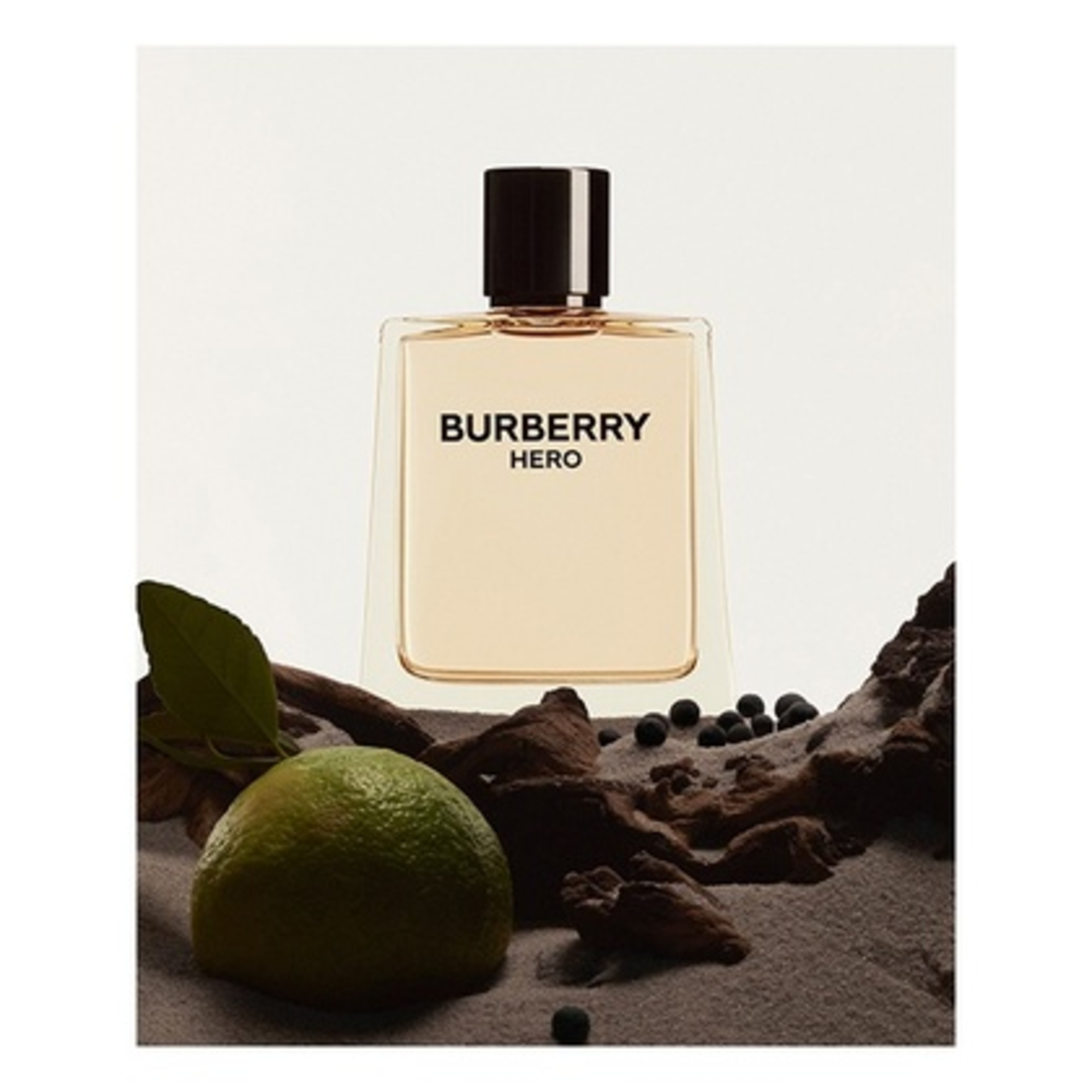 Burberry Hero Apa de Toaleta