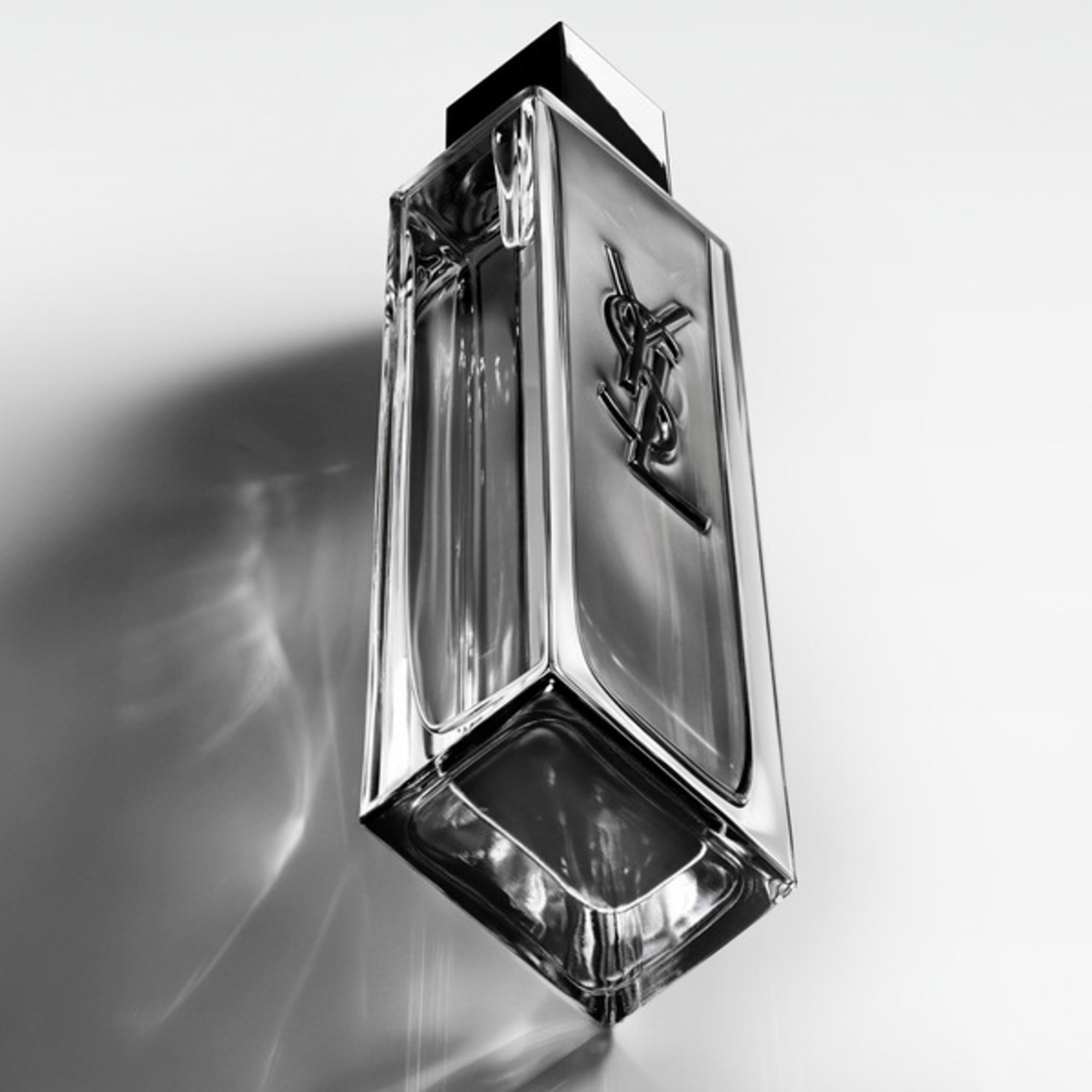 40 ML Yves Saint Laurent MYSLF MYSLF Apa de Toaleta Intense  7 of 8 MYSLF Apa de Toaleta Intense