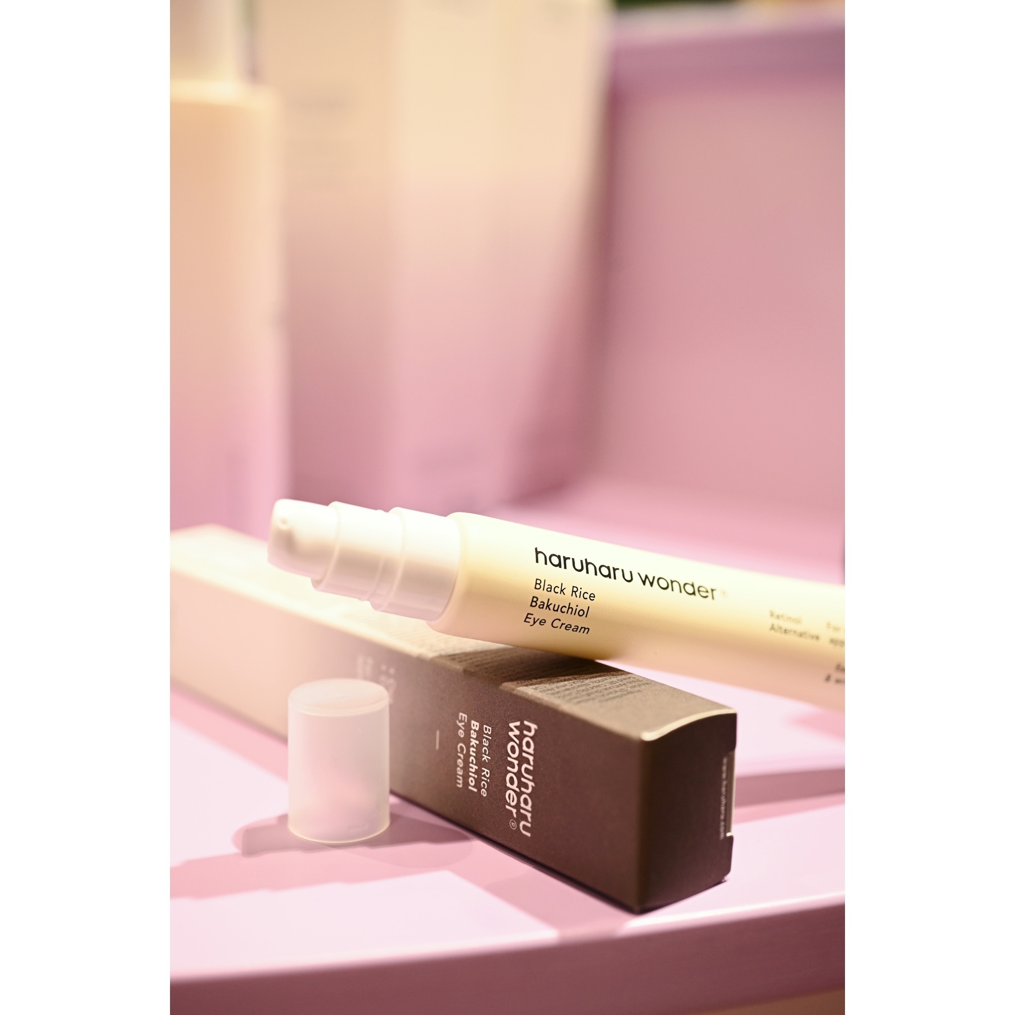 20 ML HARUHARU SKIN-CARE Crema pentru conturul ochilor Black Rice Bakuchiol 1 of 4