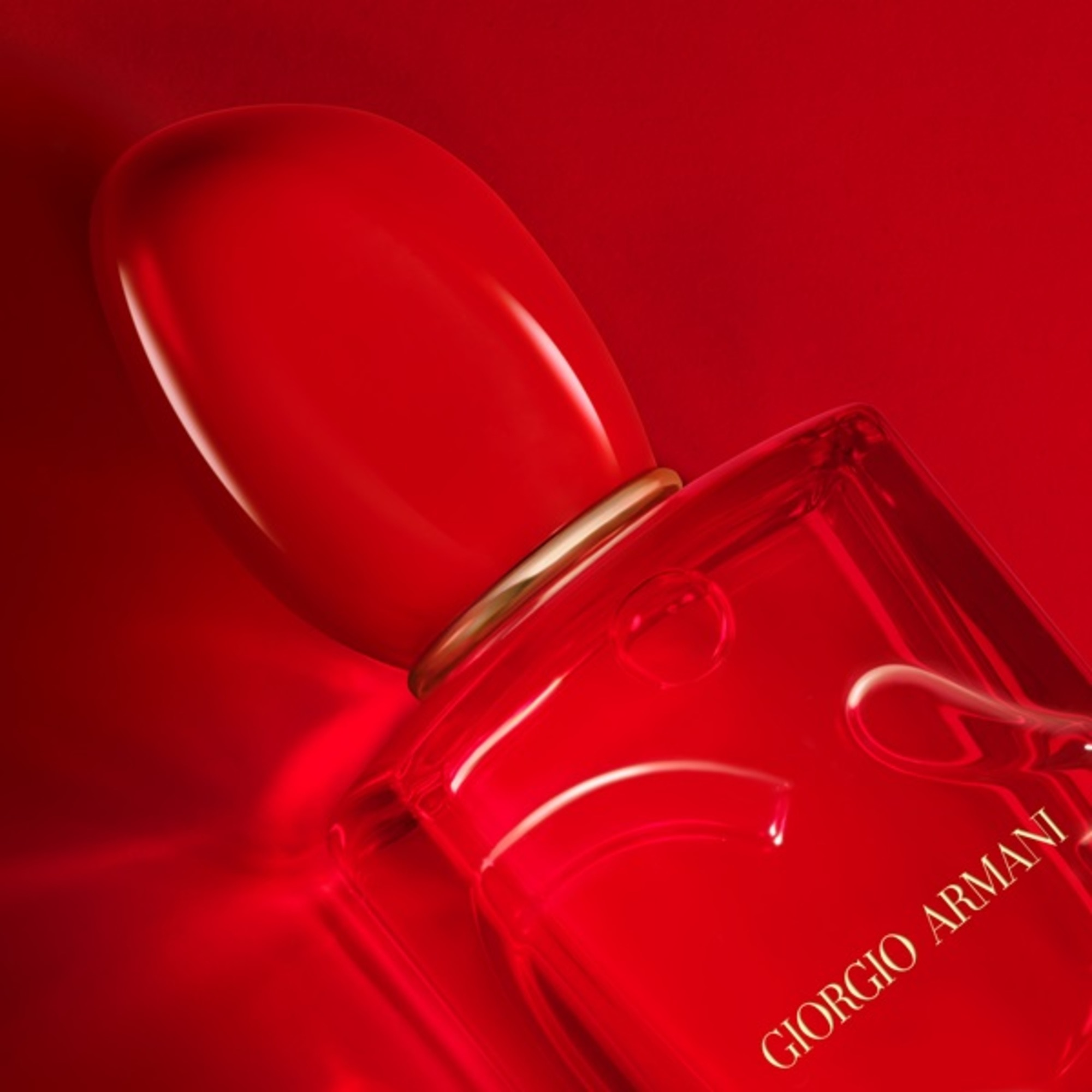 Si Passione Red Musk Apa de Parfum
