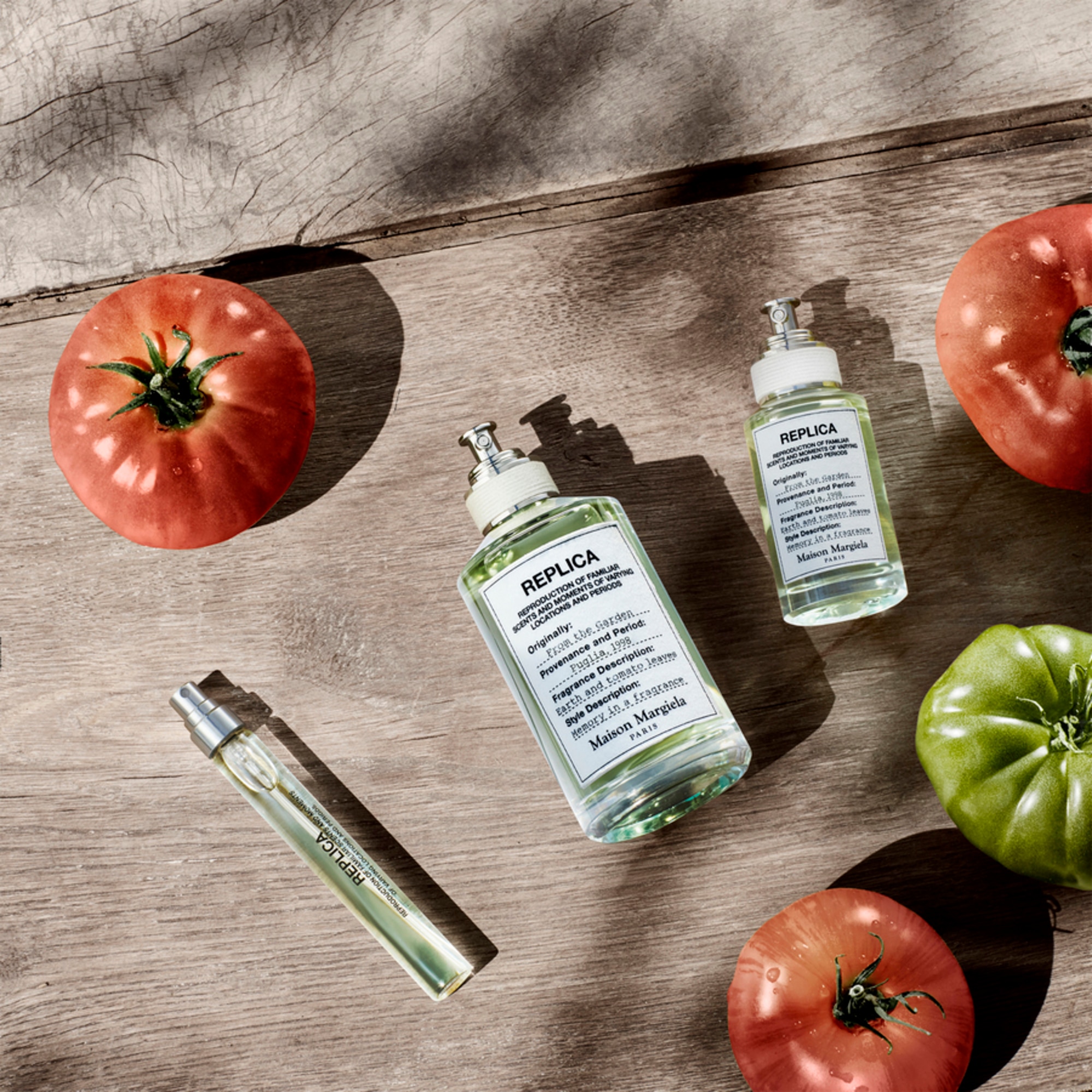 Replica From The Garden Apa de Toaleta