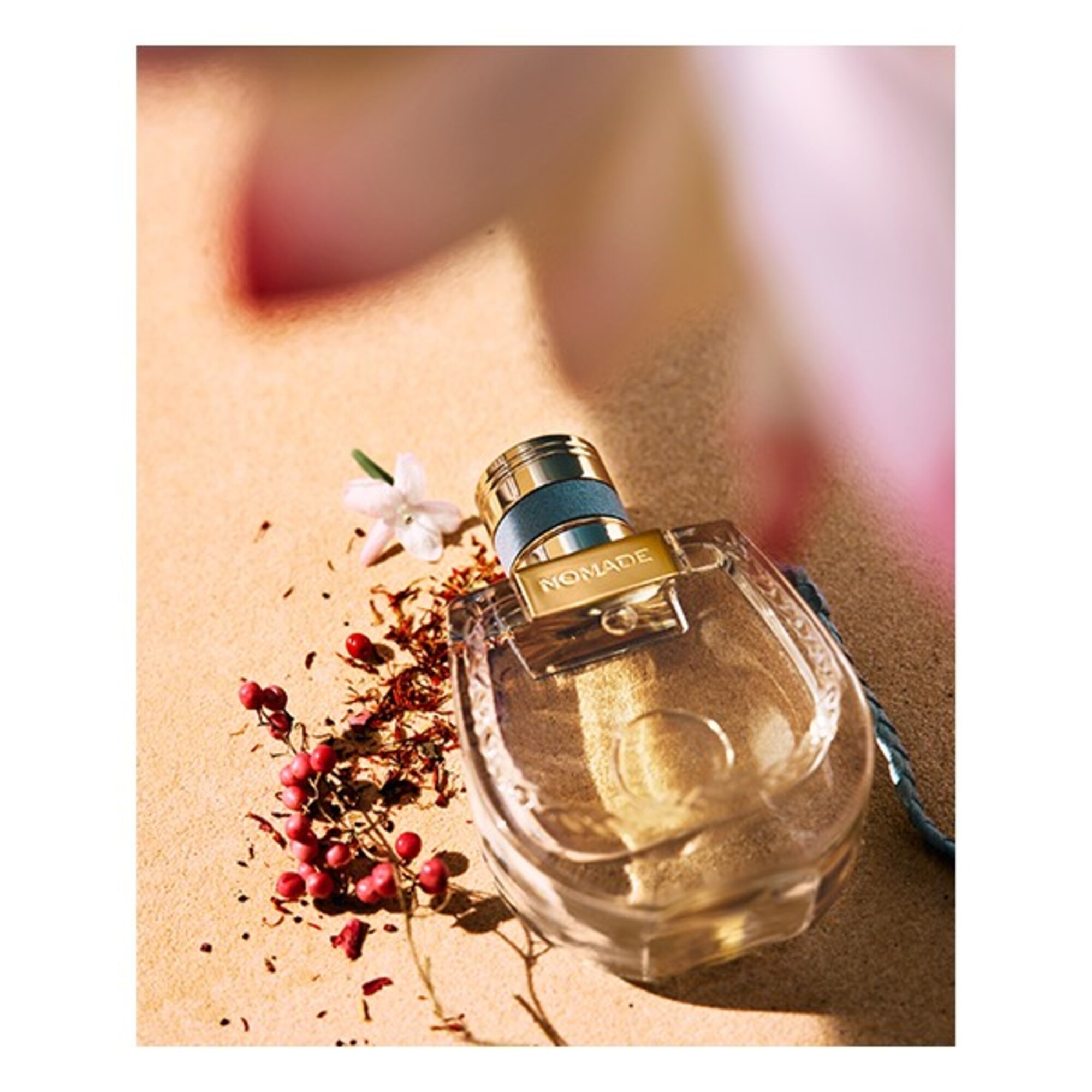 Chloe Nomade Lumiere D`Egypte Apa de Parfum