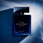 50 ML Narciso Rodriguez FOR HIM Narciso For Him Bleu Noir Apa de Parfum 2 of 3 Narciso For Him Bleu Noir Apa de Parfum