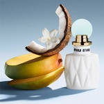100 ML Miu Miu Fleur de Lait Fleur de Lait Apa de Parfum 2 of 6 Fleur de Lait Apa de Parfum