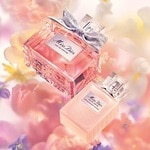 30 ML Dior MISS DIOR Ulei parfumat pentru par Miss Dior Hair Oil  4 of 5 Ulei parfumat pentru par Miss Dior Hair Oil