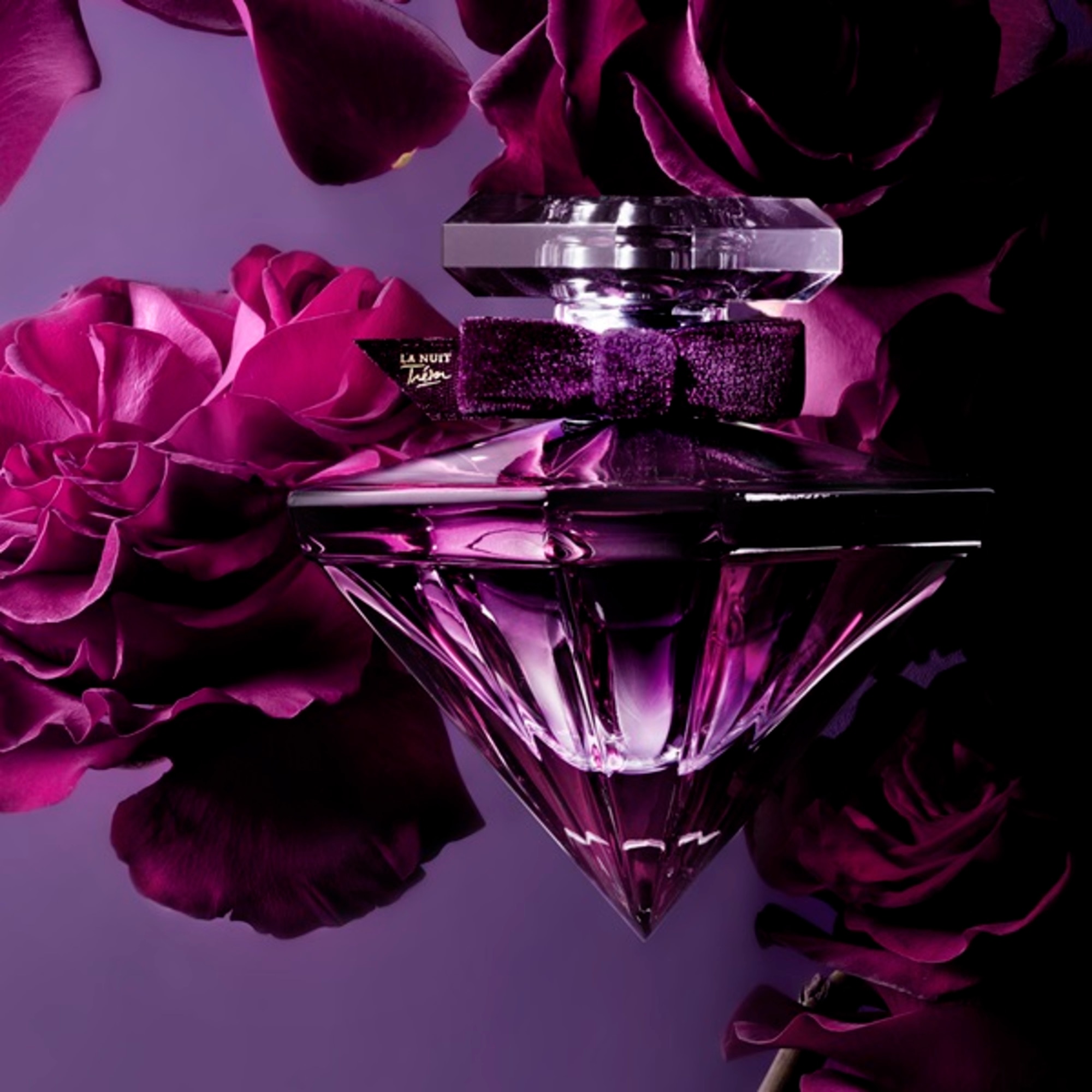 La Nuit Tresor Le Parfum
