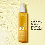 150 ML Clarins SUN CARE Ulei de corp cu protectie solara SPF 30  3 of 4 Ulei de corp cu protectie solara SPF 30