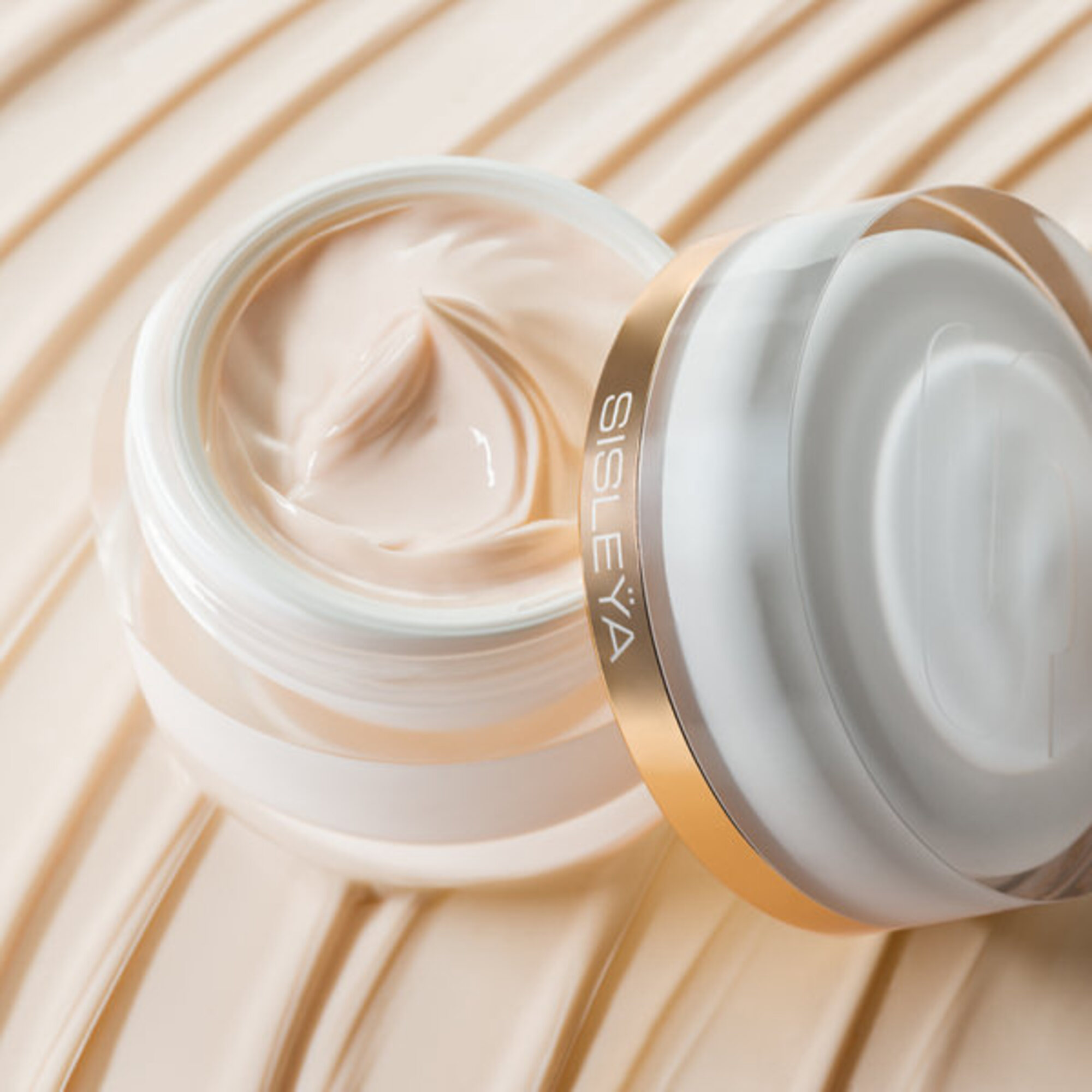 Crema regeneratoare Sisleya L integral Anti age