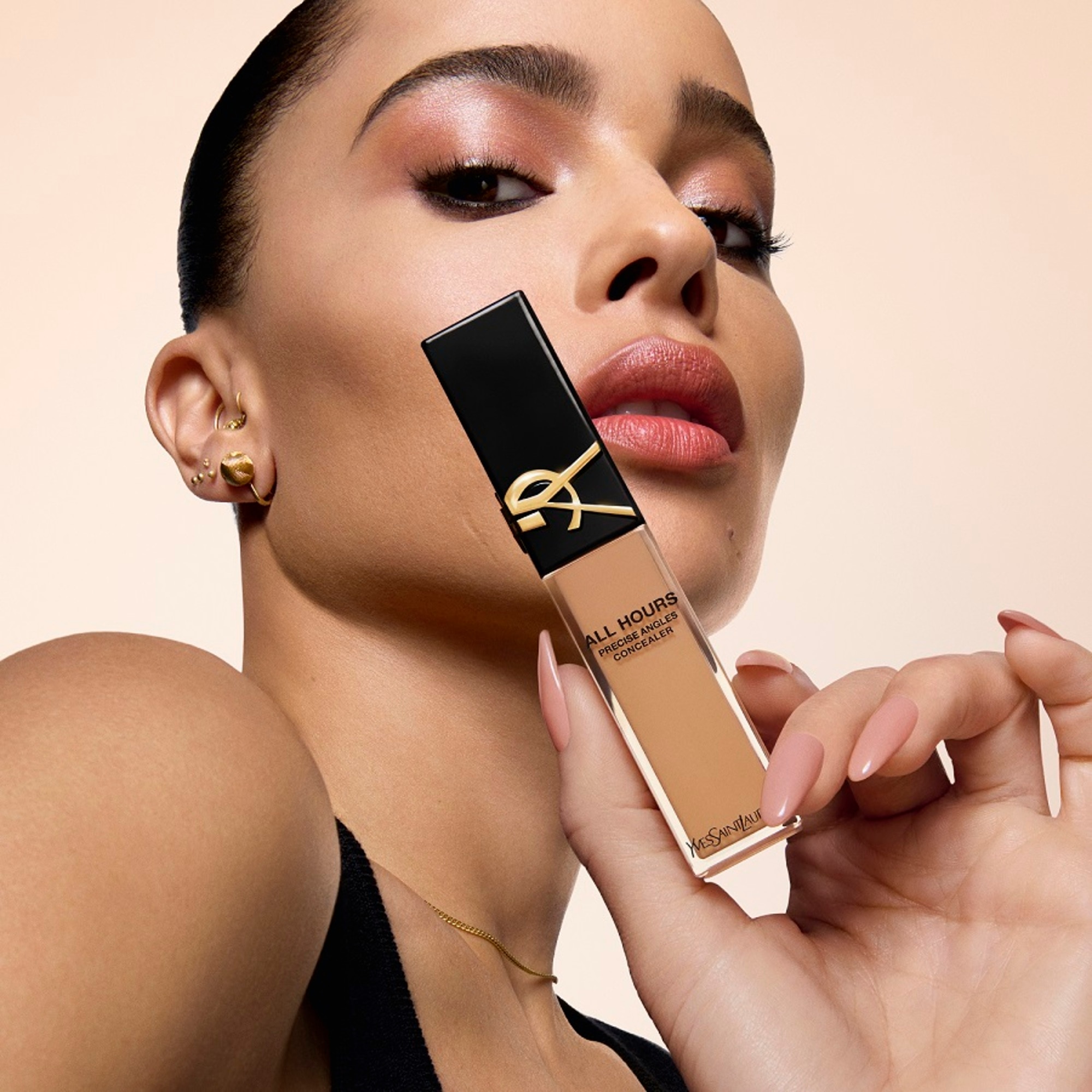 Anticearcan All Hours Precise Angles