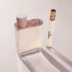30 ML Burberry HER Burberry Her Apa de Parfum 7 of 8 Burberry Her Apa de Parfum
