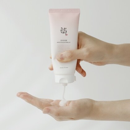 Gel Exfoliant pentru fata Apricot Blossom