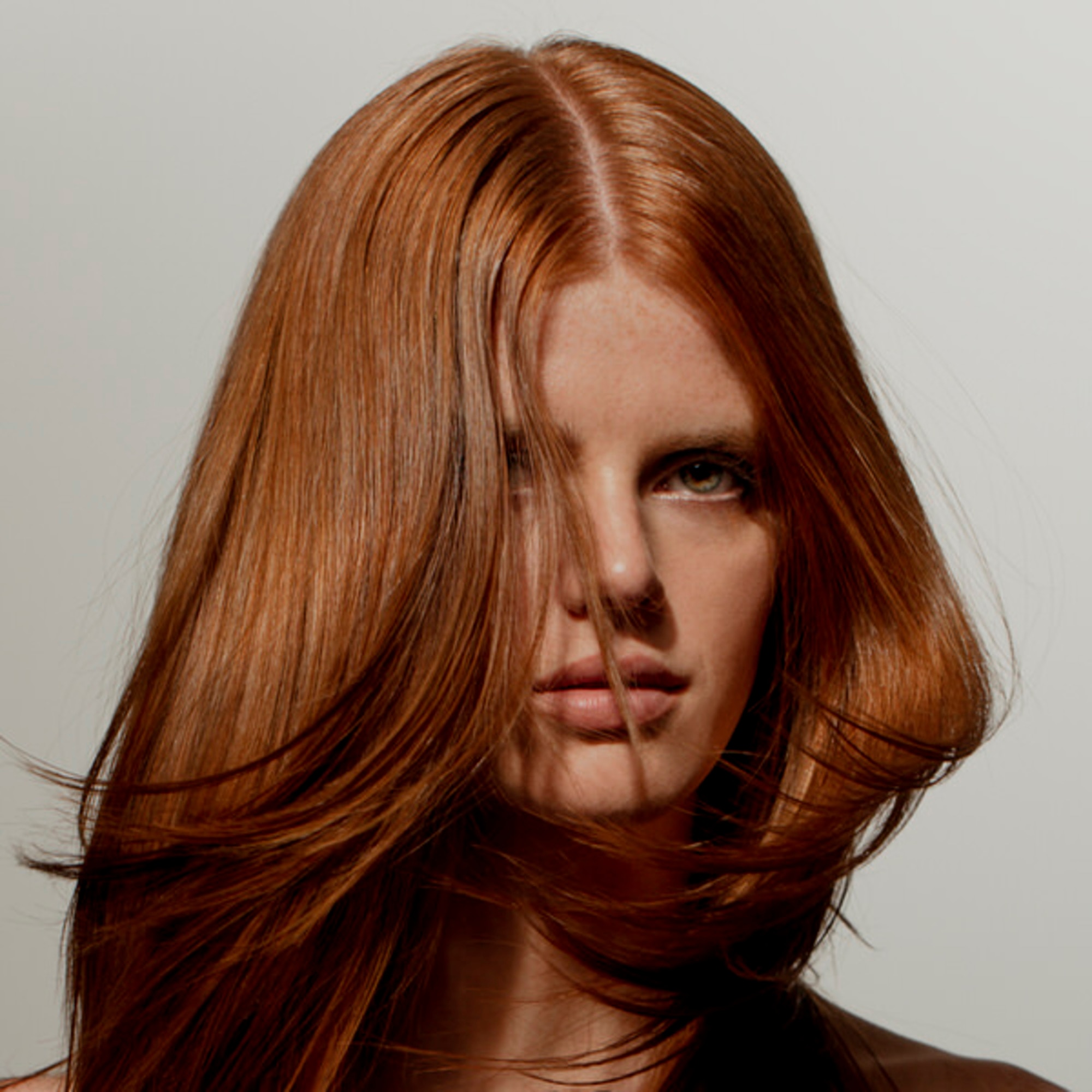 Masca de ingrijire a parului vopsit