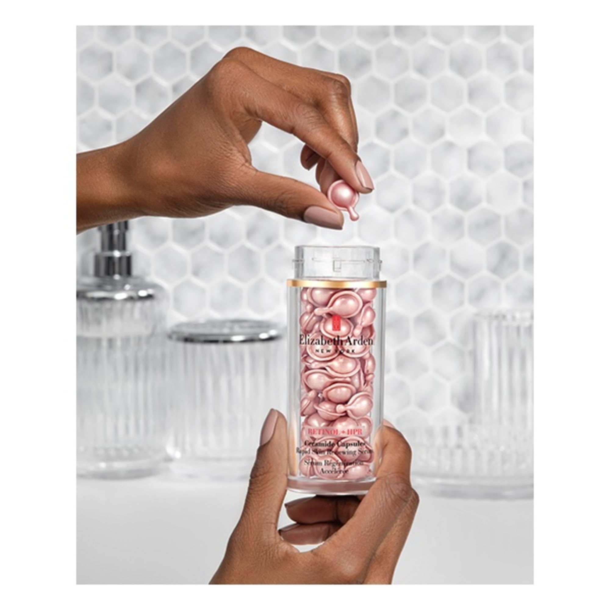 Ceramide capsule serum pentru noapte Retinol Ceramide Line Erasing