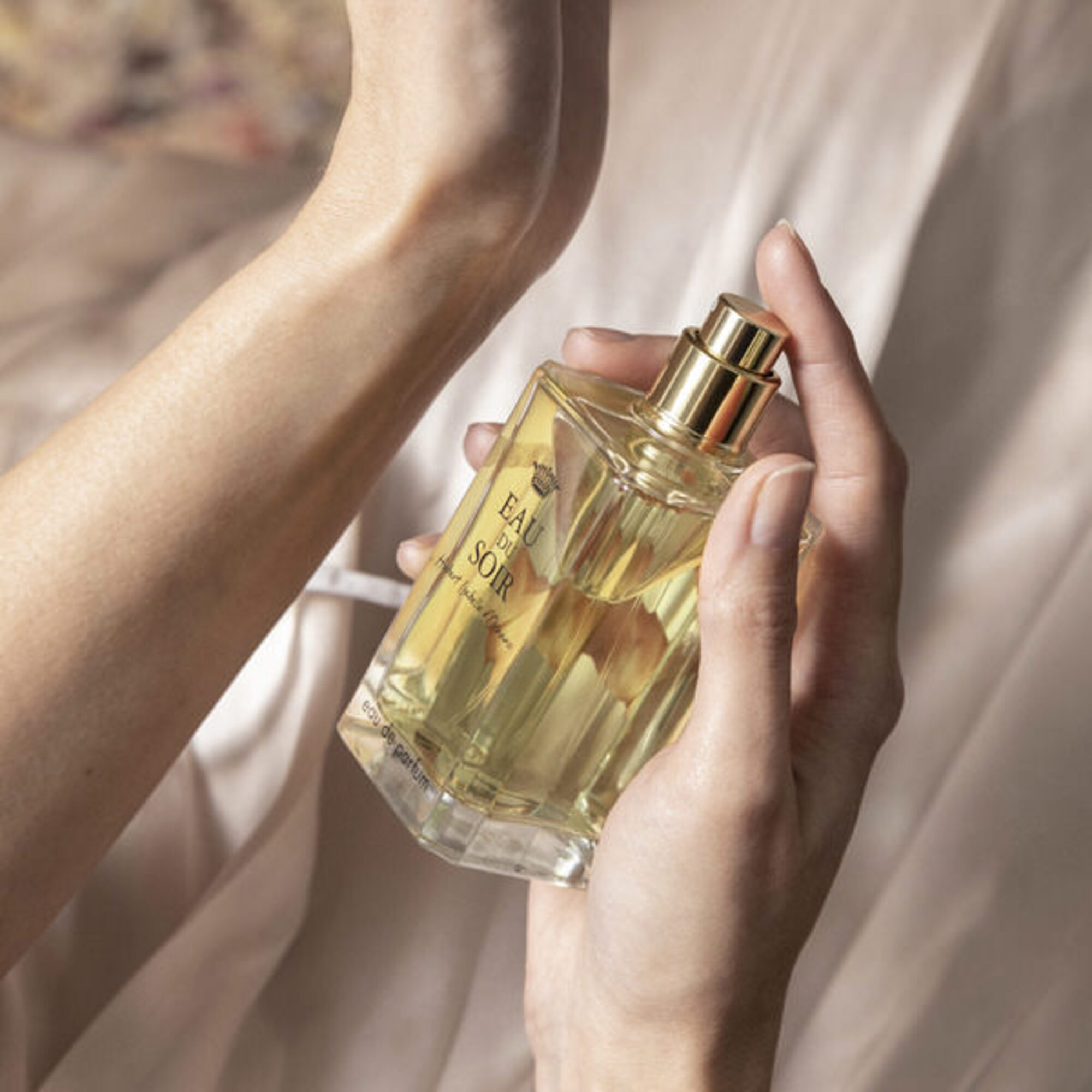 100 ML Sisley EAU DU SOIR Eau Du Soir Apa de Parfum 1 of 6