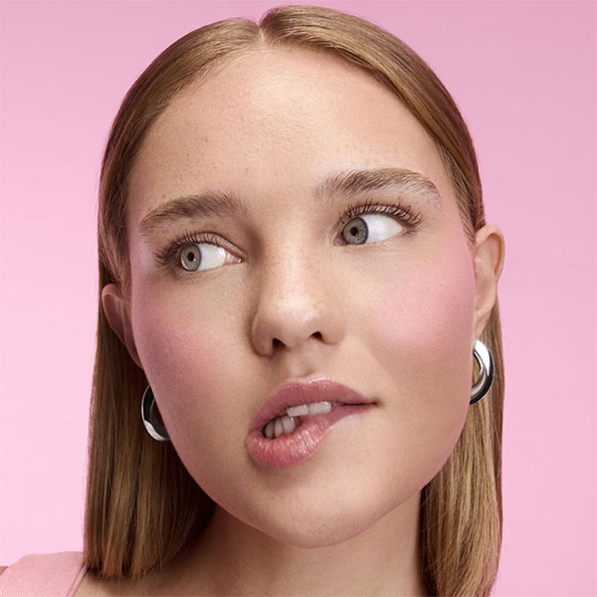 Fard lichid de obraz Skin Idole Juicy Blush